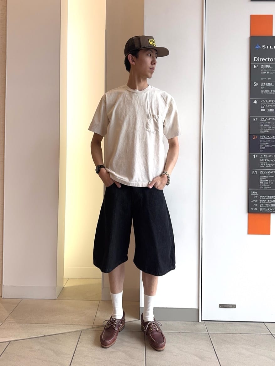 FREAK’S STOREのFREAK'S STORE for BEACH & FES ヴィンテージライク トラッカー メッシュキャップを使ったコーディネートを紹介します。｜Rakuten Fashion(楽天ファッション／旧楽天ブランドアベニュー)7082402