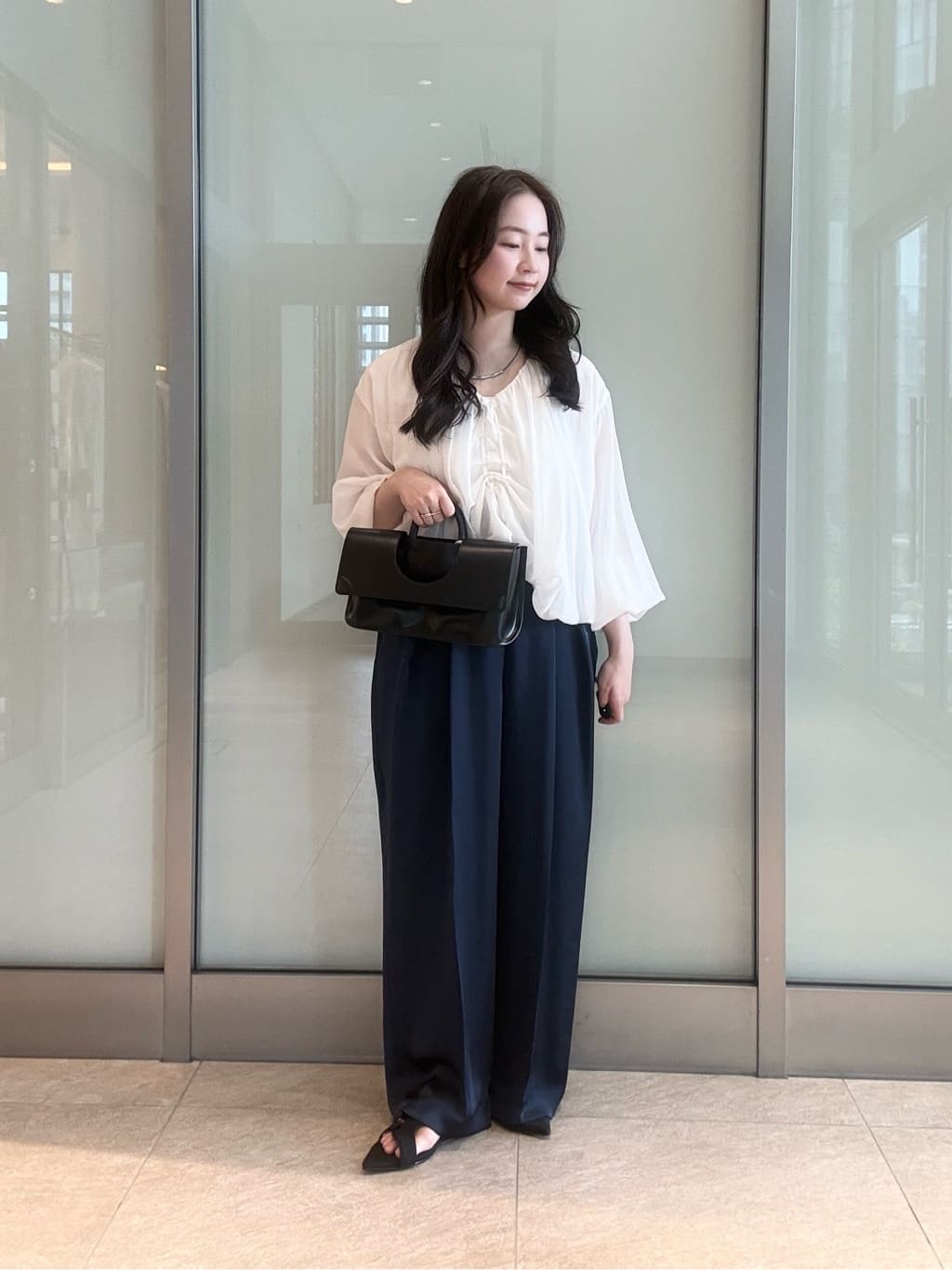 <AEWEN MATOPH＞バルーン2WAYブラウス - ウォッシャブル AEWEN MATOPH＞バルーン2WAYブラウス ‐ ウォッシャブル ‐ （WHITE