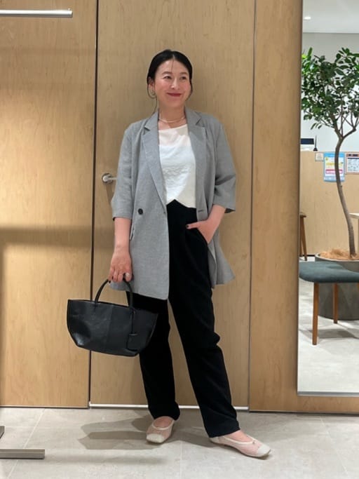 GALLARDAGALANTEのライトジャージーテーパードパンツを使ったコーディネートを紹介します。｜Rakuten Fashion(楽天ファッション／旧楽天ブランドアベニュー)7089029
