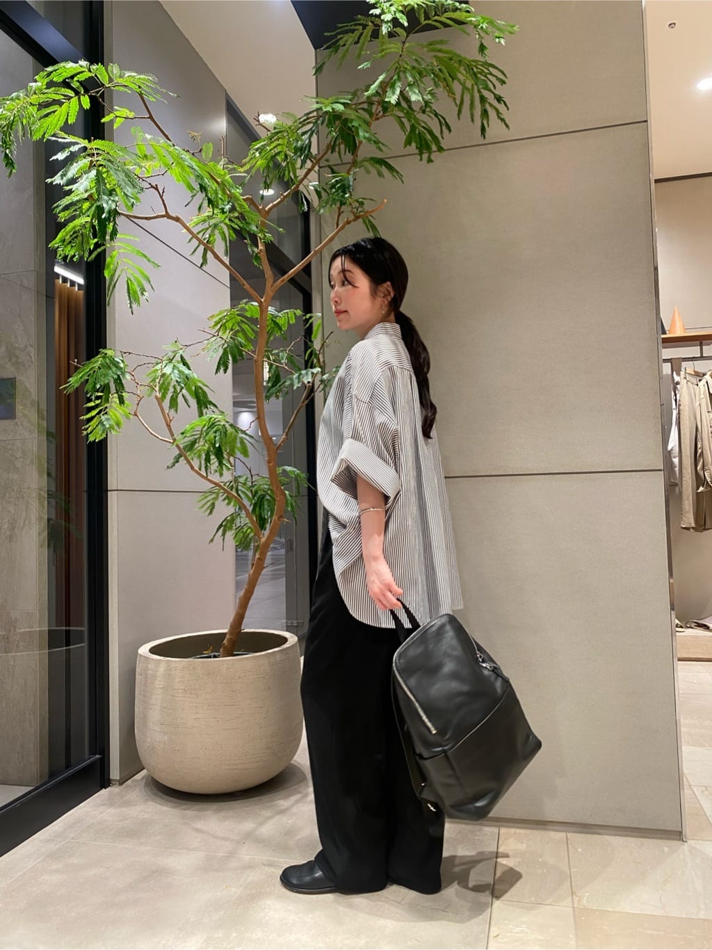 GALLARDAGALANTEの【累計販売7000点以上!】【WEB限定】レザーバックパックを使ったコーディネートを紹介します。｜Rakuten Fashion(楽天ファッション／旧楽天ブランドアベニュー)7090011