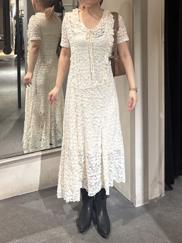 moussyのCUT LACE ASYMMETRY ドレスを使ったコーディネート | Rakuten 