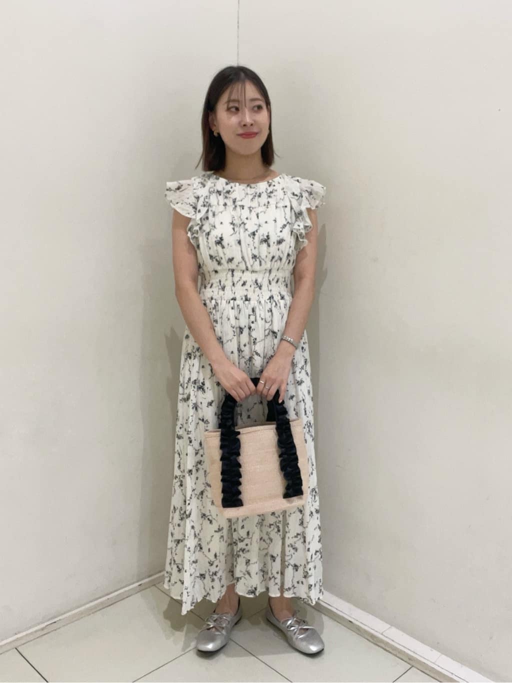 NATURAL BEAUTY BASIC | フラワープリントフリルワンピース* | Rakuten