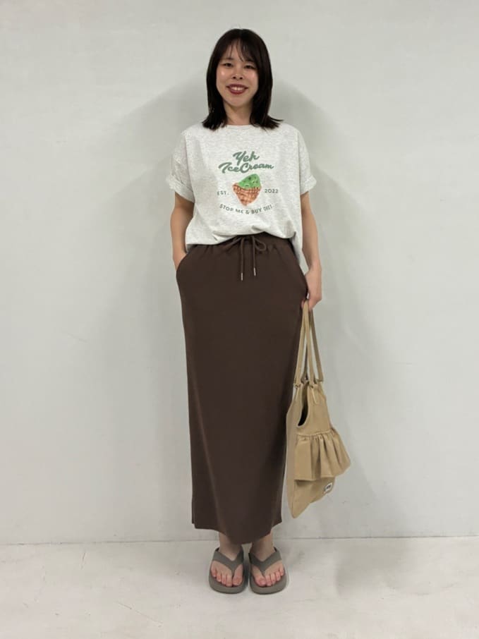 FREAK’S STOREの限定展開 セルフ カット リブ タイト スカートを使ったコーディネートを紹介します。｜Rakuten Fashion(楽天ファッション／旧楽天ブランドアベニュー)7097846