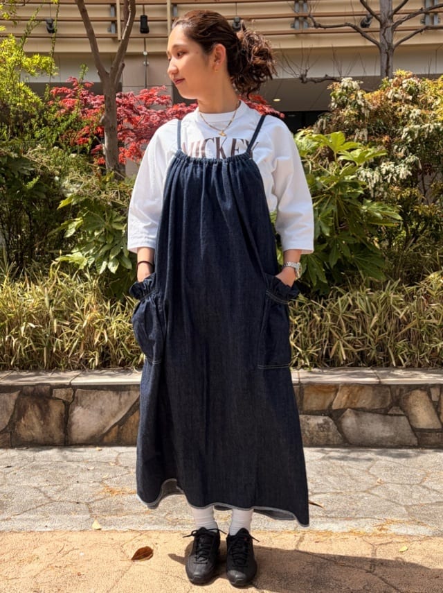 FREAK’S STOREの別注 LOOSE FRILL ONEPIECEを使ったコーディネートを紹介します。｜Rakuten Fashion(楽天ファッション／旧楽天ブランドアベニュー)7101652