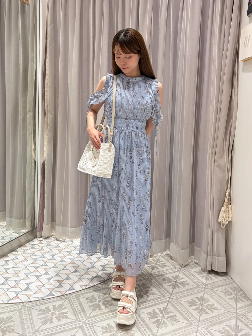 JILL by JILL STUART | プリーツフリルフラワーワンピース | Rakuten