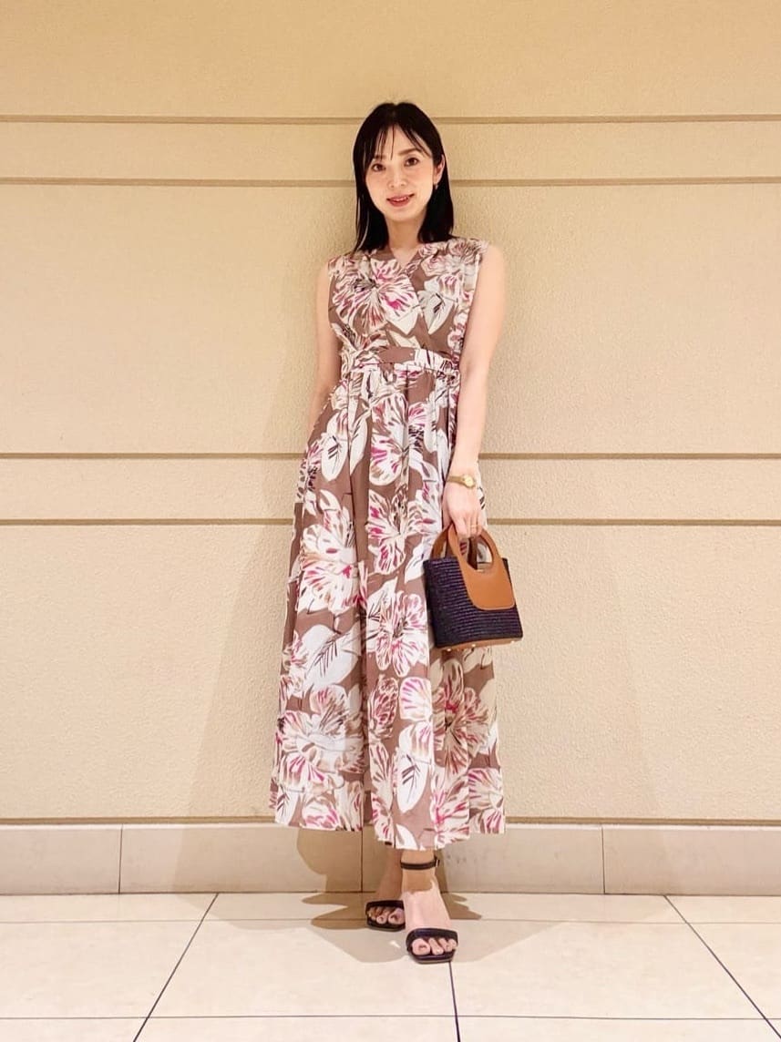 ANAYI | ペイントフラワープリントフレア ワンピース | Rakuten