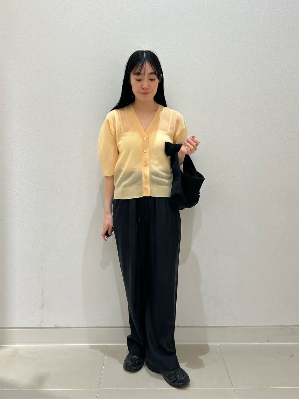UNITED ARROWS LTD. OUTLET | Vネック アゼニット カーディガン
