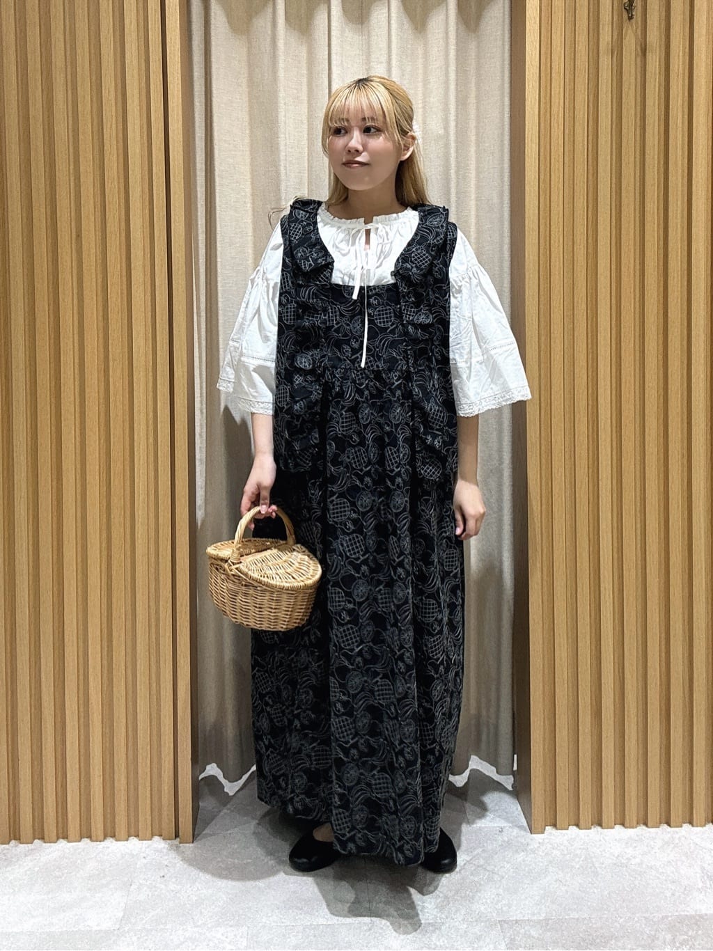 11@ メルヘン×Samansa Mos2】総刺繍ワンピース ブラック セール