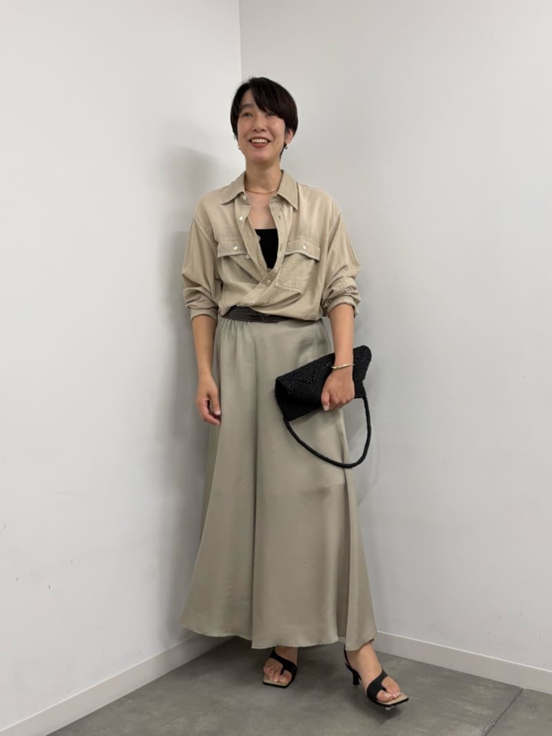 GALLARDAGALANTEの【驚くほど軽い!】シアーデニムシャツを使ったコーディネートを紹介します。｜Rakuten Fashion(楽天ファッション／旧楽天ブランドアベニュー)6949603