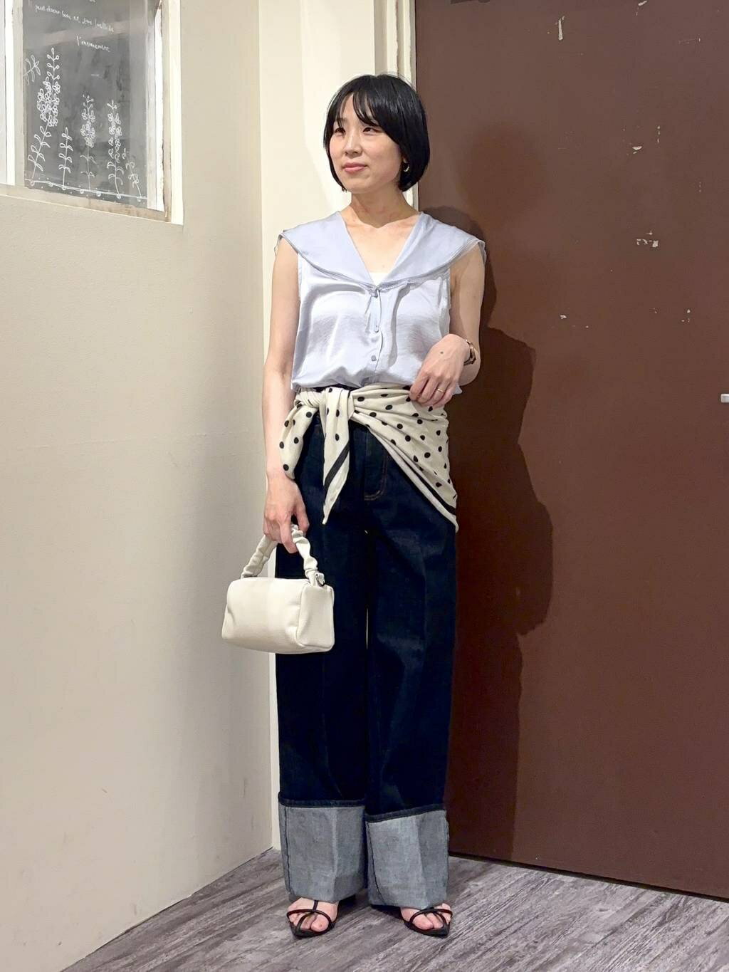 mysty womanの2WAYセーラーカラーブラウスを使ったコーディネートを紹介します。｜Rakuten Fashion(楽天ファッション／旧楽天ブランドアベニュー)7114171