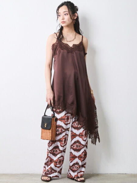CHIC STYLEのエスニックプリントリラックスパンツ<大きいサイズ有>シックスタイルを使ったコーディネートを紹介します。｜Rakuten Fashion(楽天ファッション／旧楽天ブランドアベニュー)7116981