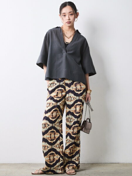 CHIC STYLEのシアー素材ワイドスリーブシャツ<大きいサイズ有>シックスタイルを使ったコーディネートを紹介します。｜Rakuten Fashion(楽天ファッション／旧楽天ブランドアベニュー)7117110