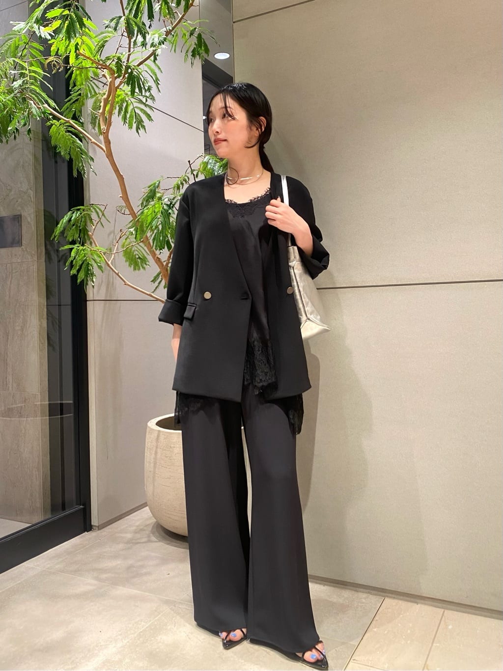 GALLARDAGALANTEのジャージーノーカラージャケットを使ったコーディネートを紹介します。｜Rakuten Fashion(楽天ファッション／旧楽天ブランドアベニュー)7120595