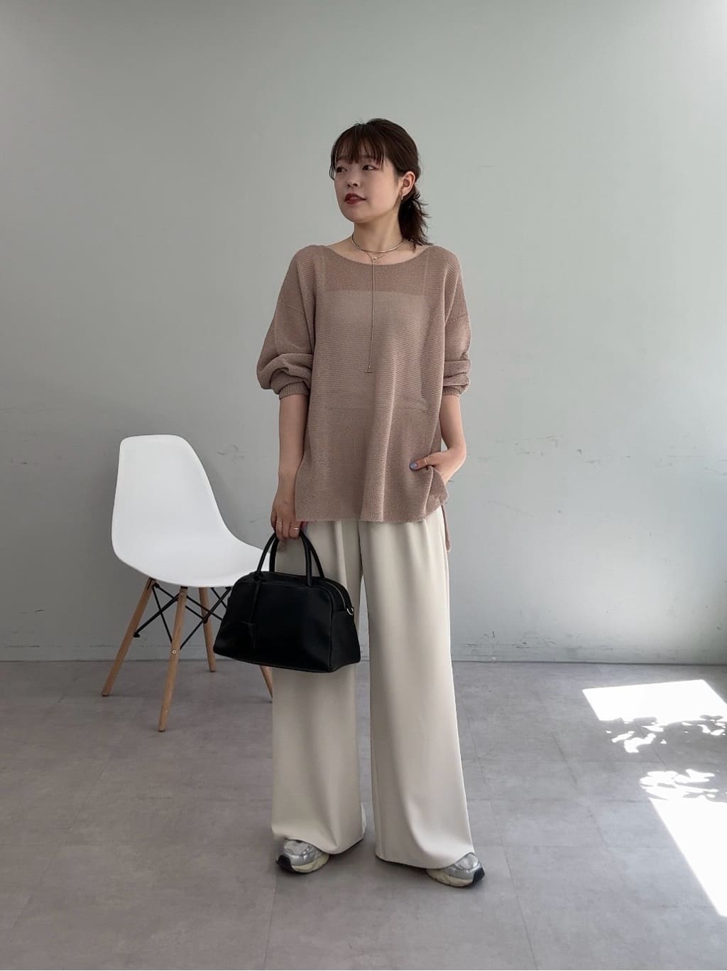GALLARDAGALANTEのペーパーヤーンメッシュニットを使ったコーディネートを紹介します。｜Rakuten Fashion(楽天ファッション／旧楽天ブランドアベニュー)7120649