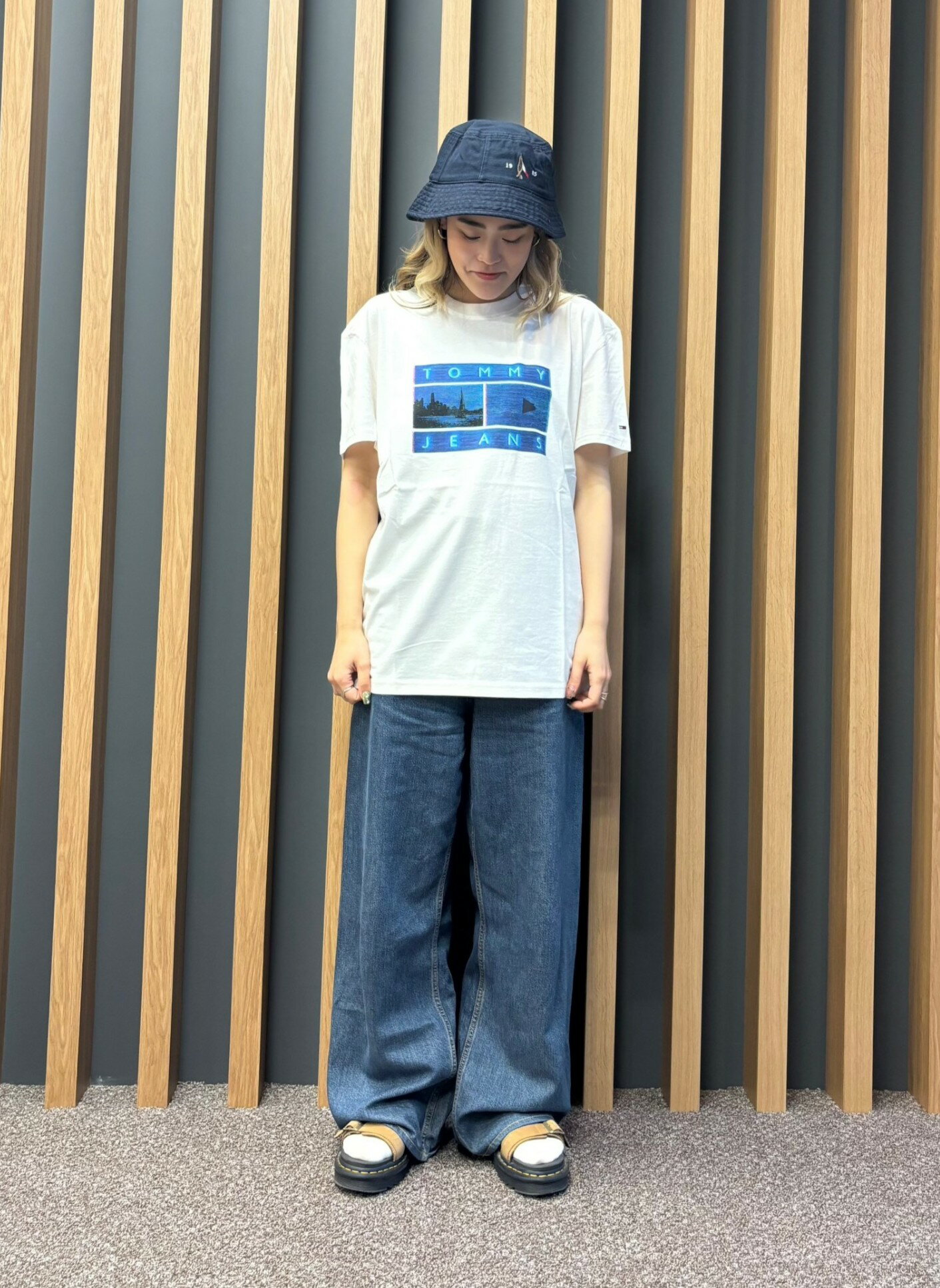 【未使用品！】 Jeans ネイビー バケットハット OS 他２点 TOMMY HILFIGER | 【オンライン限定】ユニセックス シーズナルフラッグ