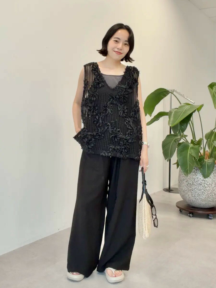 AMERICAN HOLICの【選べる丈】Vネックレースベストを使ったコーディネートを紹介します。｜Rakuten Fashion(楽天ファッション／旧楽天ブランドアベニュー)7121590