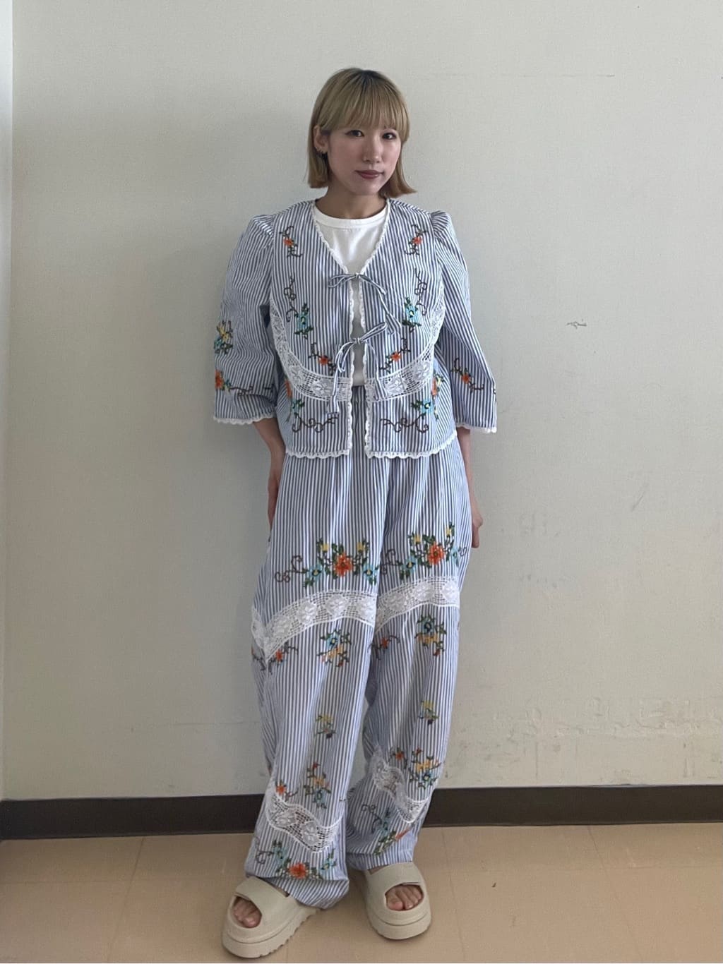 FREAK'S STORE | インド フラワー クロス刺繍 レース パンツ | Rakuten