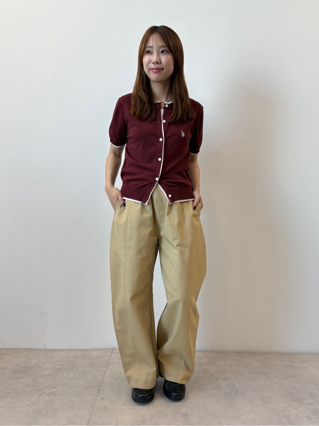 FREAK’S STOREの<接触冷感>別注 ショートスリーブ フェイクレイヤード カーディガン 限定展開を使ったコーディネートを紹介します。｜Rakuten Fashion(楽天ファッション／旧楽天ブランドアベニュー)7124348