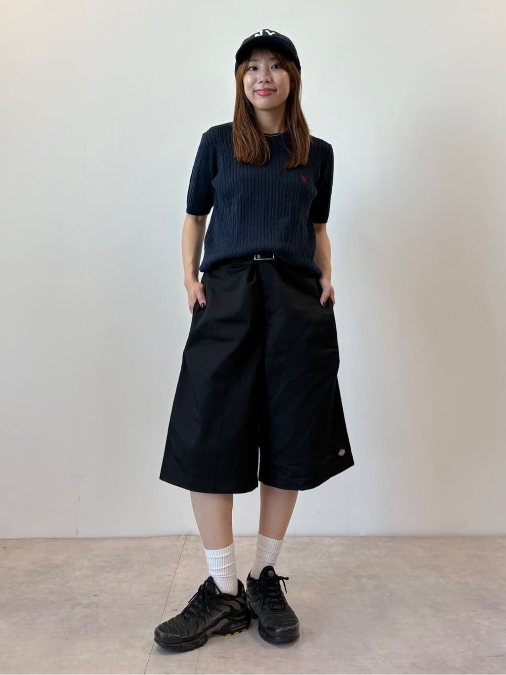 FREAK’S STOREの別注 クルーネック ケーブルニット 限定展開を使ったコーディネートを紹介します。｜Rakuten Fashion(楽天ファッション／旧楽天ブランドアベニュー)7124384