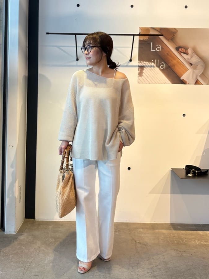 GALLARDAGALANTEのセンタークリースフレアデニムを使ったコーディネートを紹介します。｜Rakuten Fashion(楽天ファッション／旧楽天ブランドアベニュー)7125336