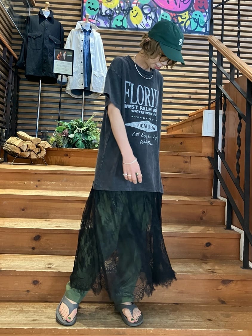 FREAK’S STOREのTシャツ レースドッキング ワンピースを使ったコーディネートを紹介します。｜Rakuten Fashion(楽天ファッション／旧楽天ブランドアベニュー)7128345