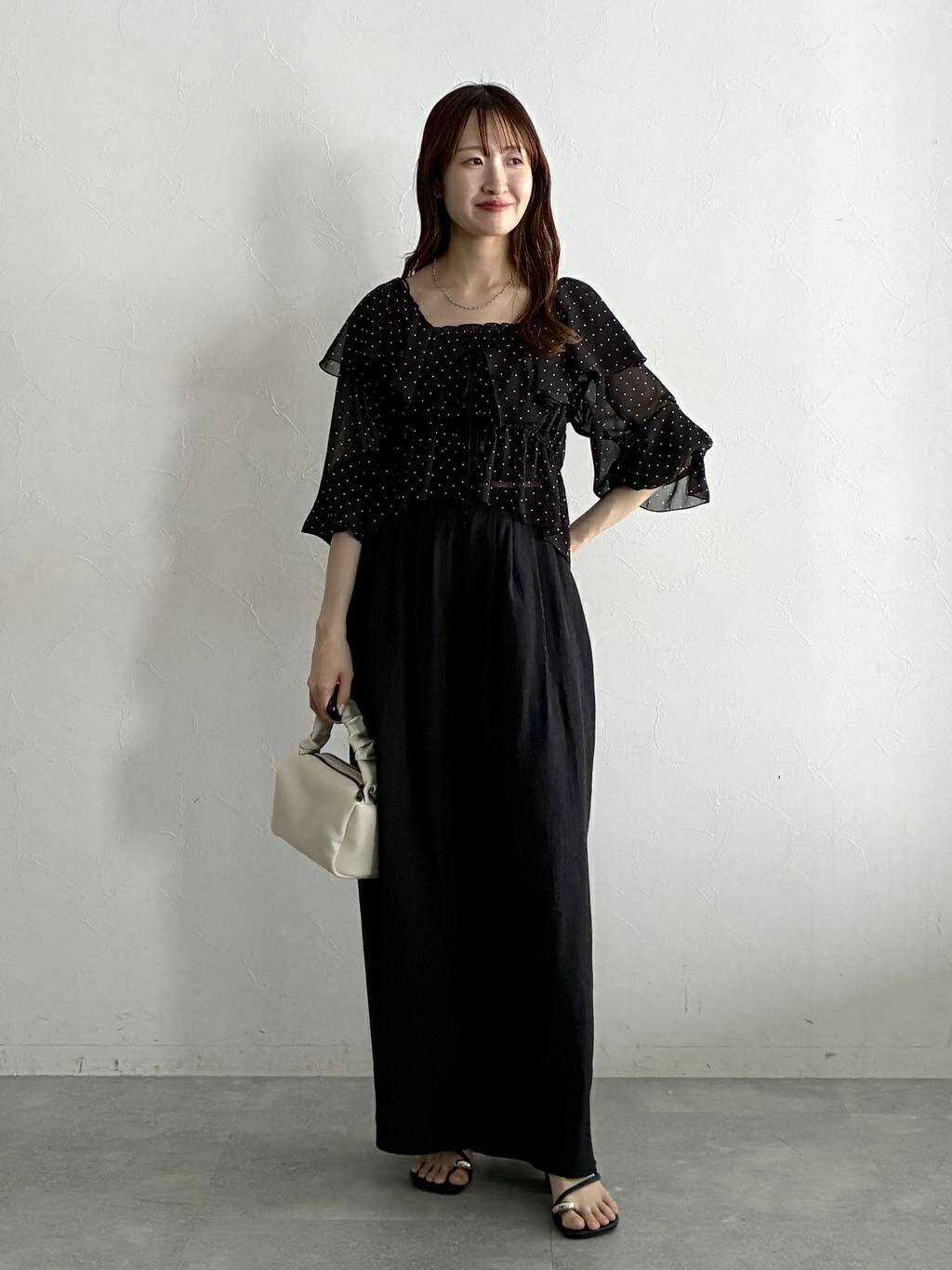 mysty womanのラッフルフリルブラウスキャミSETを使ったコーディネートを紹介します。｜Rakuten Fashion(楽天ファッション／旧楽天ブランドアベニュー)7132234