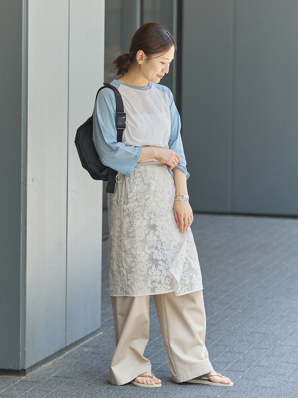 JOURNAL STANDARDのクルーネックシアーラグランTEEを使ったコーディネートを紹介します。｜Rakuten Fashion(楽天ファッション／旧楽天ブランドアベニュー)7135734