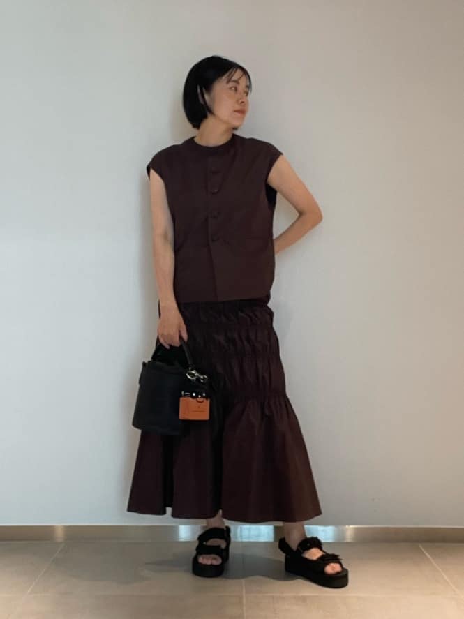 ユナイテッドアローズ　LOEFF グロッシー タフタ ギャザースカート　ネイビー LOEFF（ロエフ） ロング スカート 「LOEFF」グロッシー タフタ