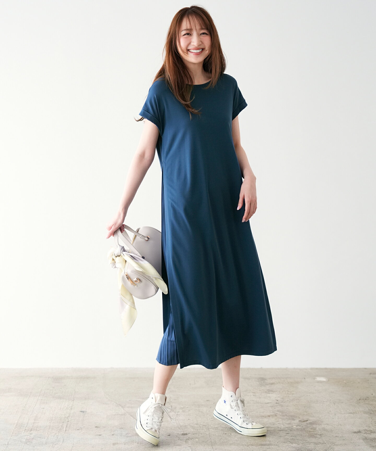 ANY SISの【2WAY】メタルアクセント ボストンバッグを使ったコーディネートを紹介します。｜Rakuten Fashion(楽天ファッション／旧楽天ブランドアベニュー)7140477