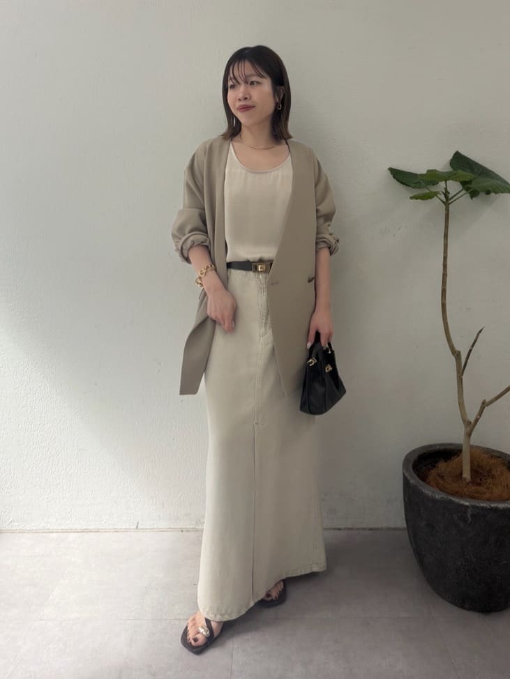 GALLARDAGALANTEの【セットアップ対応】リヨセルスリットスカートを使ったコーディネートを紹介します。｜Rakuten Fashion(楽天ファッション／旧楽天ブランドアベニュー)7144767