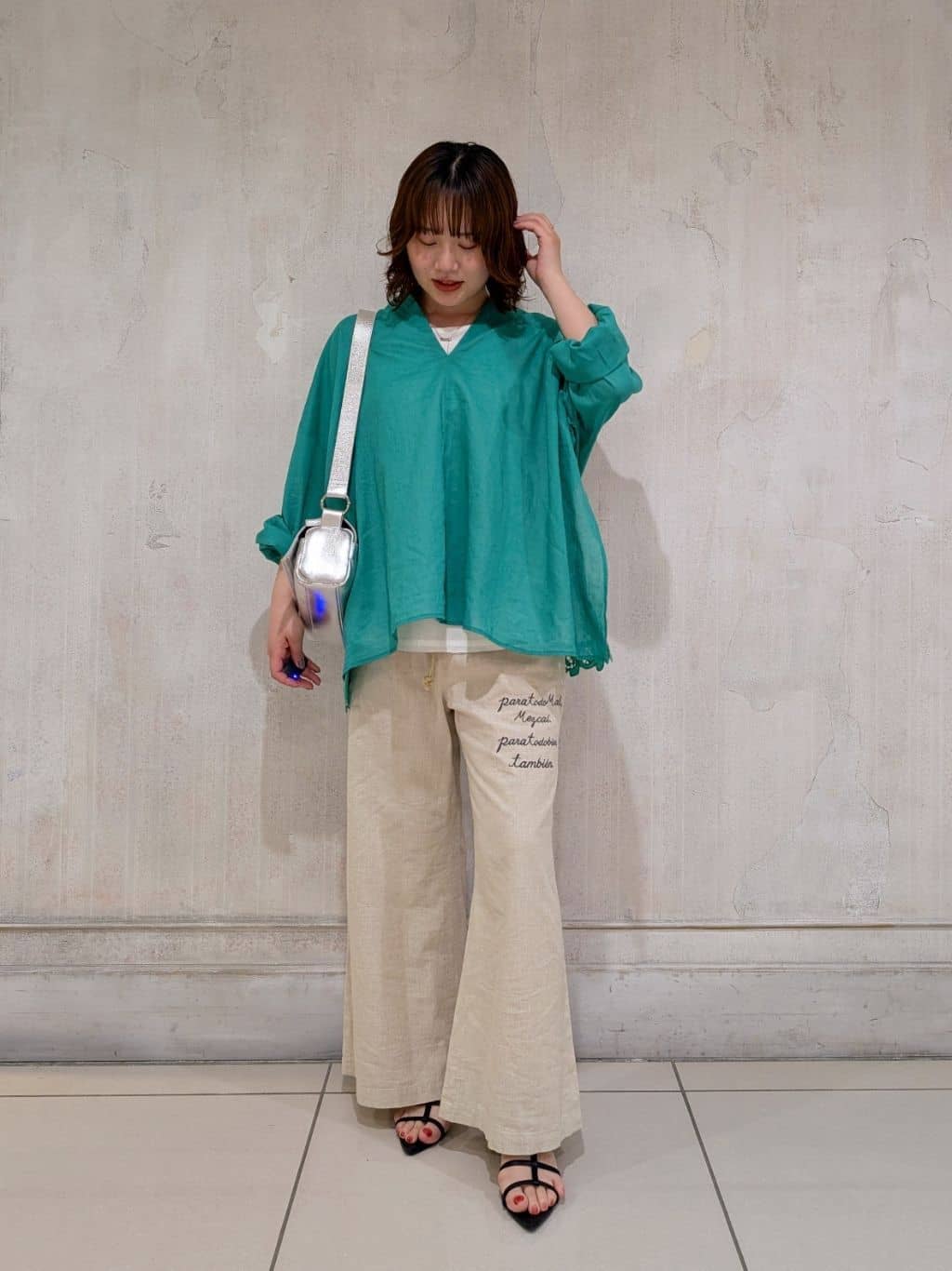 BEARDSLEY | 裾カットワークシャツ | Rakuten Fashion(楽天