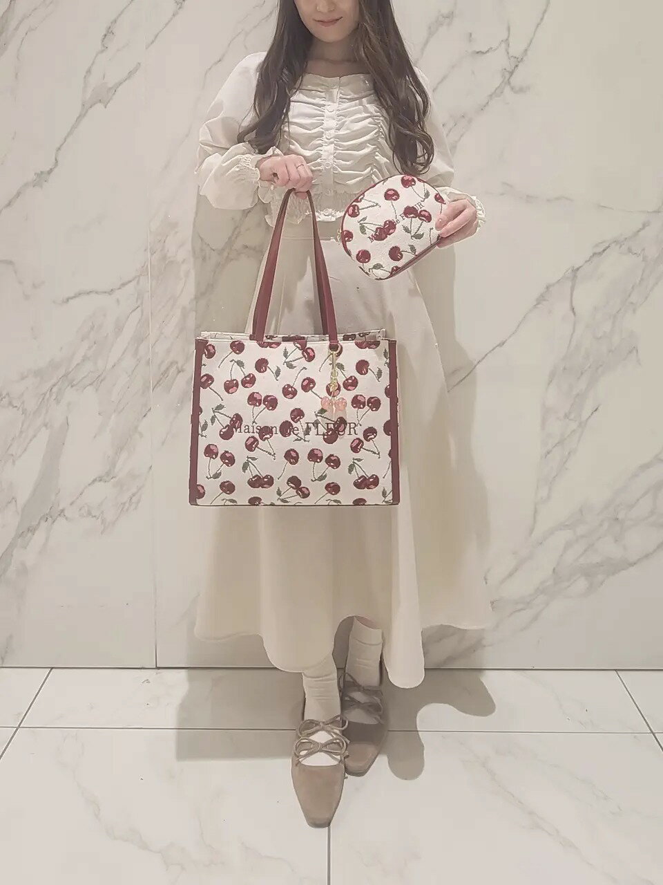 Maison de FLEUR | 【A4対応】チェリー柄ゴブランスクエアトートバッグ