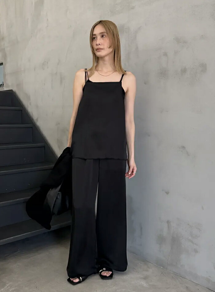SELECT MOCA | 【待望の再入荷】マットサテンスクエアキャミソール