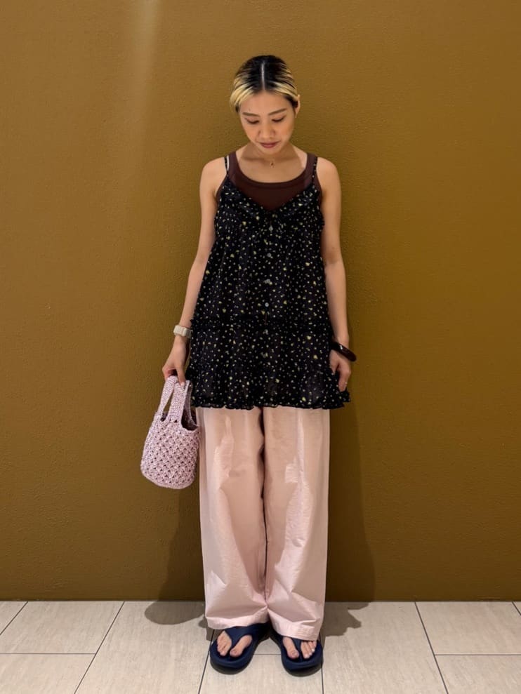 FREAK’S STOREのラメ糸手編み 2WAYバッグを使ったコーディネートを紹介します。｜Rakuten Fashion(楽天ファッション／旧楽天ブランドアベニュー)7154732