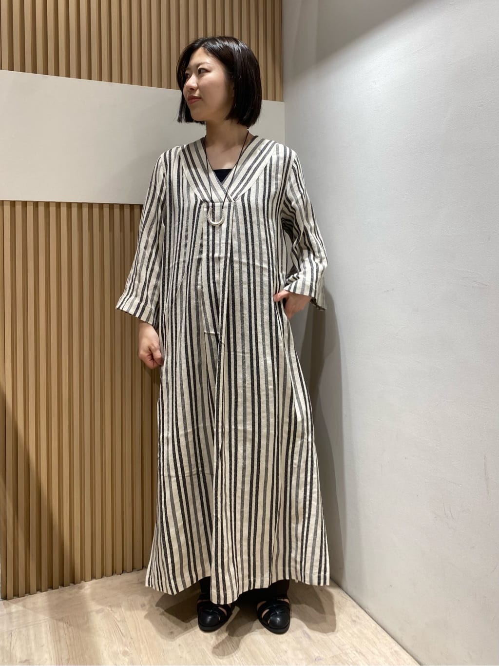 ear PAPILLONNERのリネンライクストライプワンピース【SUM1 STYLE】を使ったコーディネートを紹介します。｜Rakuten Fashion(楽天ファッション／旧楽天ブランドアベニュー)7154741