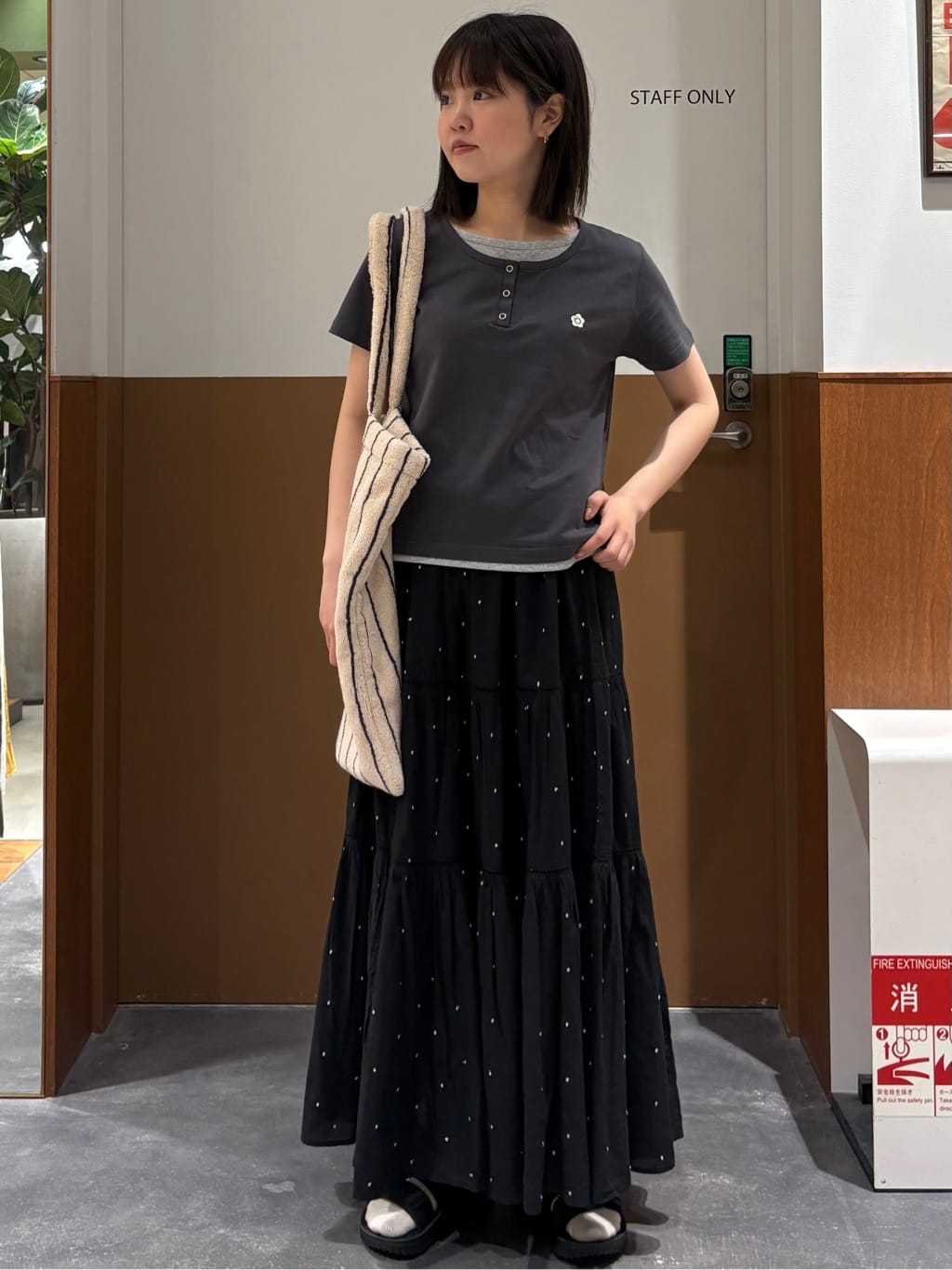 FREAK’S STOREのNARAM TOTE BAG / パイル地トートバッグ 26SSを使ったコーディネートを紹介します。｜Rakuten Fashion(楽天ファッション／旧楽天ブランドアベニュー)7156576