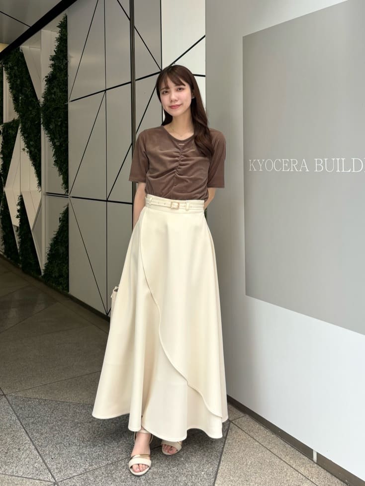 natural couture | ゴールドバックル付きラップフレアスカート
