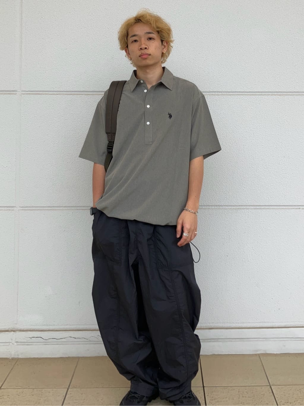 FREAK’S STOREの別注 ワンポイント プルオーバー シャツ 限定展開を使ったコーディネートを紹介します。｜Rakuten Fashion(楽天ファッション／旧楽天ブランドアベニュー)7158142