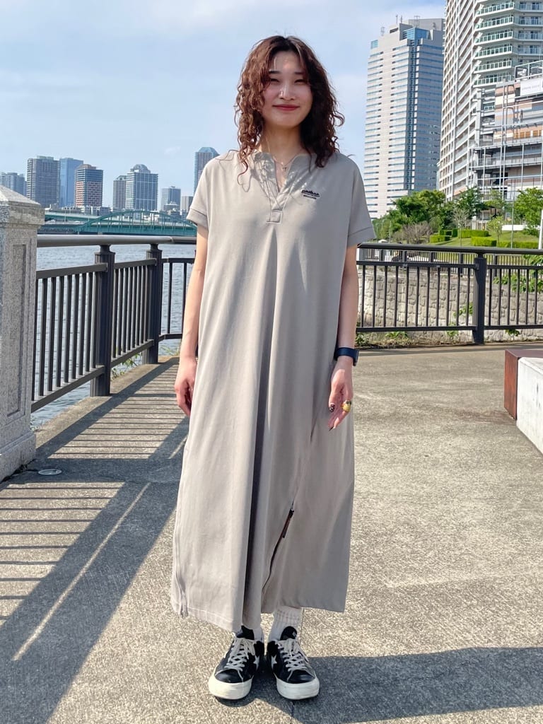 FREAK’S STOREのAmericana THOUSAND MILE 別注 スキッパーネック Tシャツワンピース 吸水速乾 抗菌防臭を使ったコーディネートを紹介します。｜Rakuten Fashion(楽天ファッション／旧楽天ブランドアベニュー)7161425