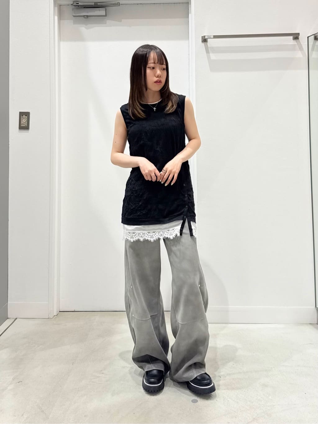 LASUD | グラデーションスタッズ切替えスウェットパンツ (light gray