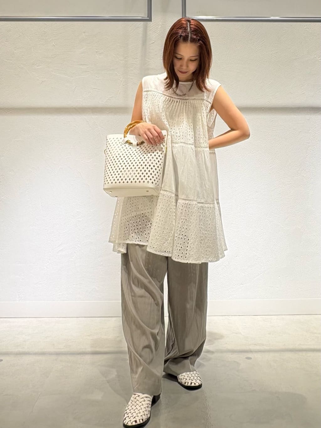 Vin | カットワークレースノースリーブチュニック | Rakuten Fashion
