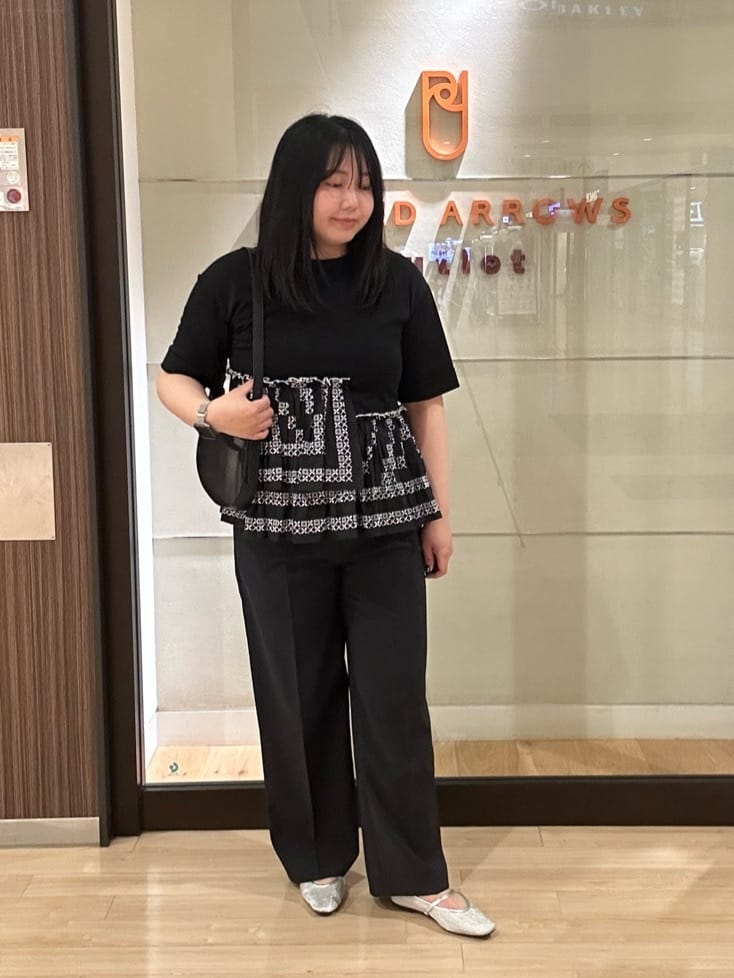 UNITED ARROWS LTD. OUTLET | エンブロイダリープリーツ コンビ T