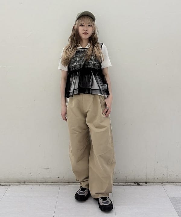 BEAMS WOMEN | 2タック カーブ バレル チノパンツ | Rakuten Fashion