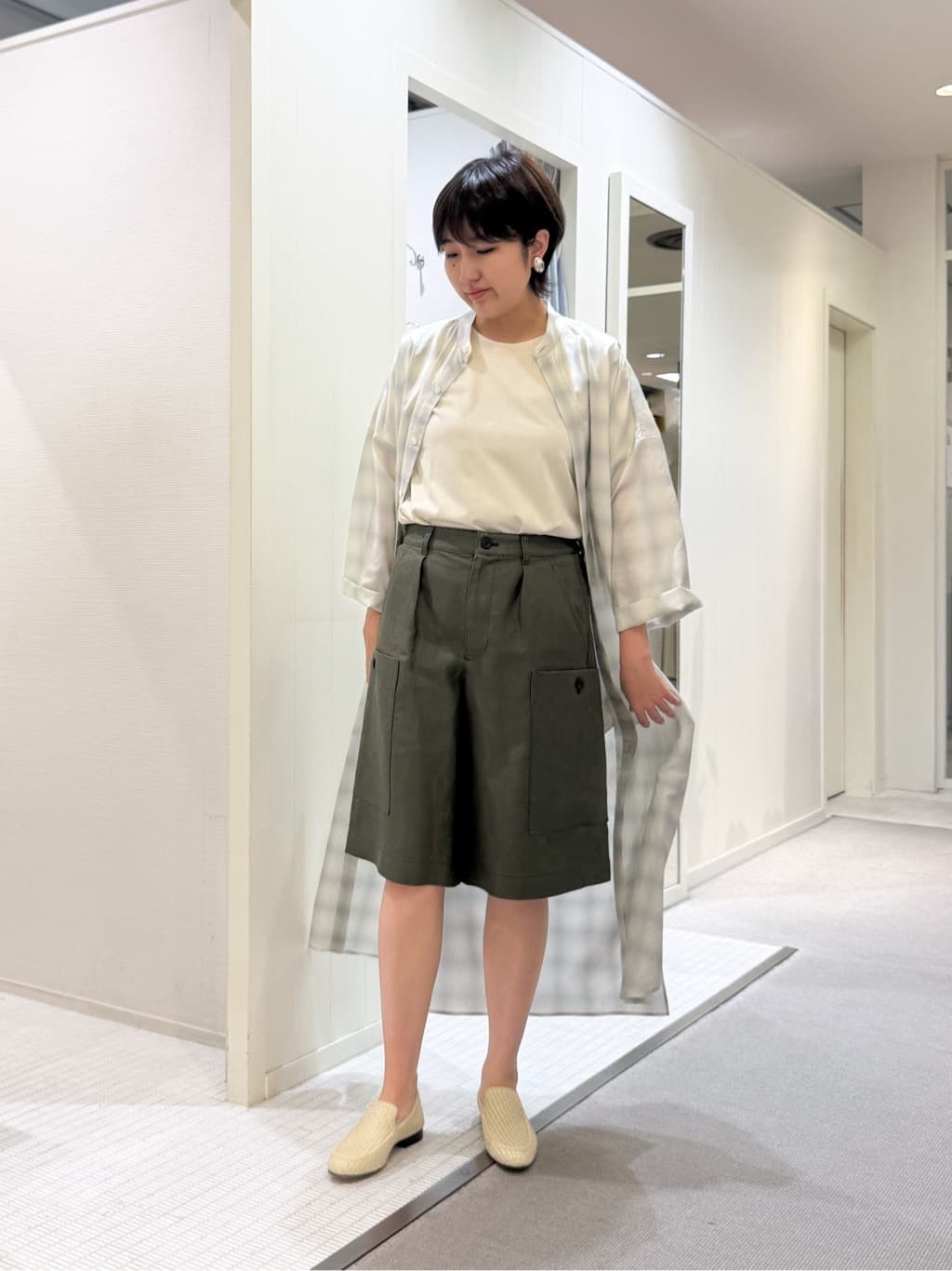 TOMORROWLAND | ラミーツイル ワンタックハーフパンツ | Rakuten