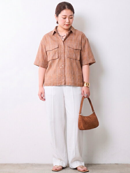 CHIC STYLEのシアーチェックショート丈ブラウス<大きいサイズ有>シックスタイルを使ったコーディネートを紹介します。｜Rakuten Fashion(楽天ファッション／旧楽天ブランドアベニュー)7167097