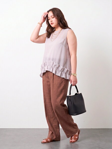 CHIC STYLEの裾フリルシアーノースリーブブラウス<大きいサイズ有>シックスタイルを使ったコーディネートを紹介します。｜Rakuten Fashion(楽天ファッション／旧楽天ブランドアベニュー)7167042