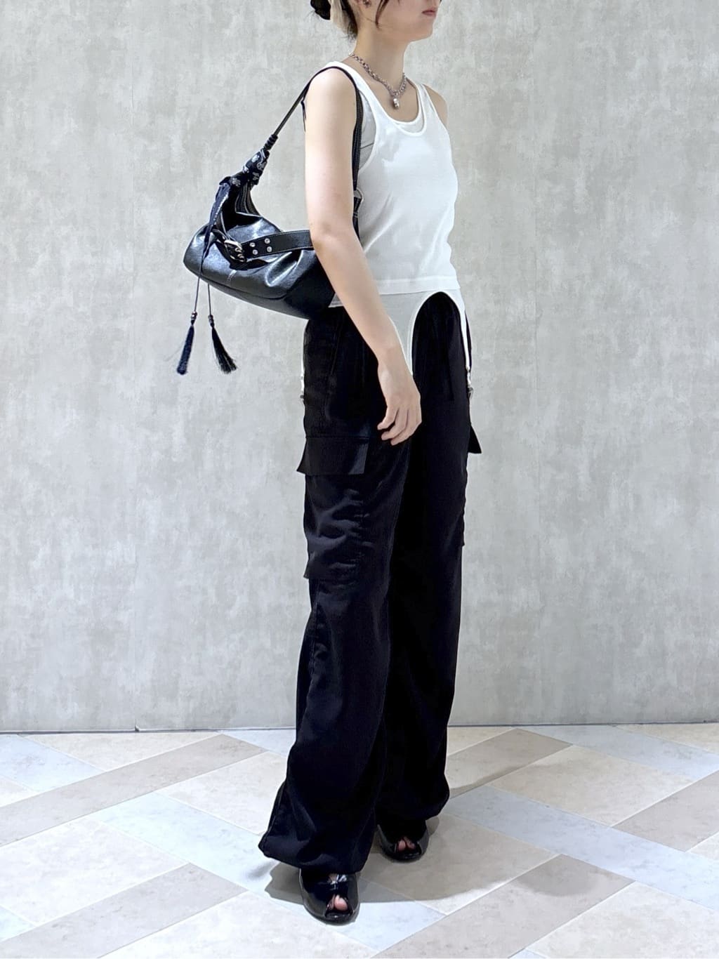 moussy | SATIN CARGO パンツ | Rakuten Fashion(楽天ファッション／旧