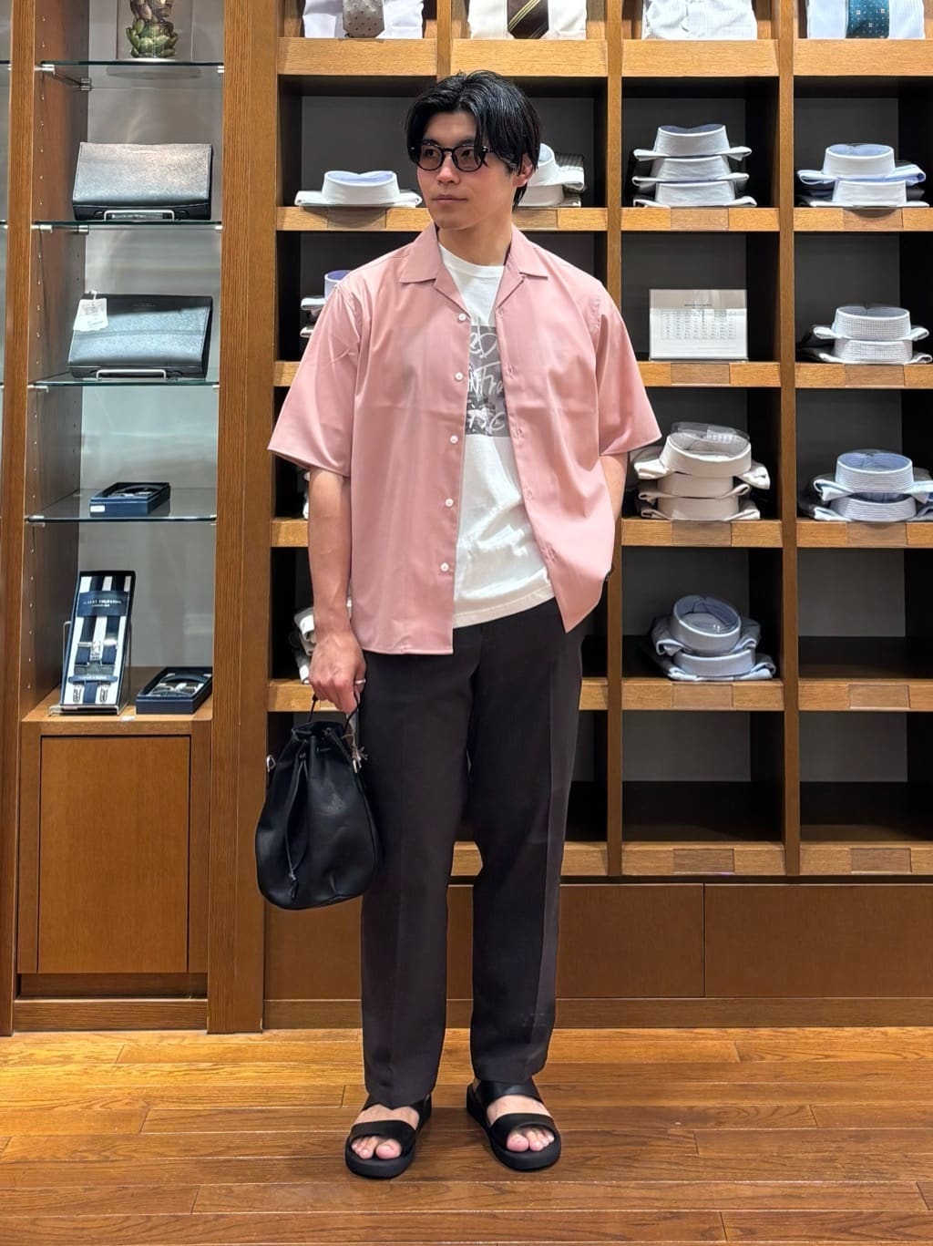 【別注】MR.OLIVE グリーンレーベル 巾着 ショルダーバッグ2026ss 別注】＜MR.OLIVE＞巾着バッグ ショルダーバッグ｜ Exclusives 最新の