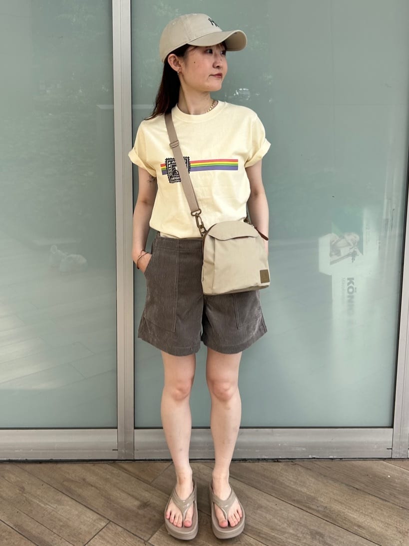 FREAK’S STOREのOOFOS Oomega/ウーメガ[23cm~25cm展開] 2色展開を使ったコーディネートを紹介します。｜Rakuten Fashion(楽天ファッション／旧楽天ブランドアベニュー)7169772