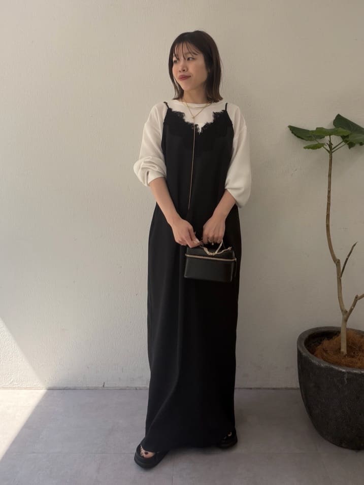 GALLARDAGALANTEのバックスリットブラウスTeeを使ったコーディネートを紹介します。｜Rakuten Fashion(楽天ファッション／旧楽天ブランドアベニュー)7169806